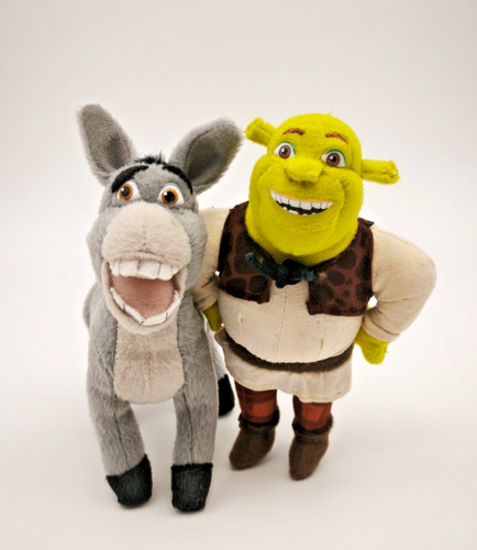 Shrek the third set - the,