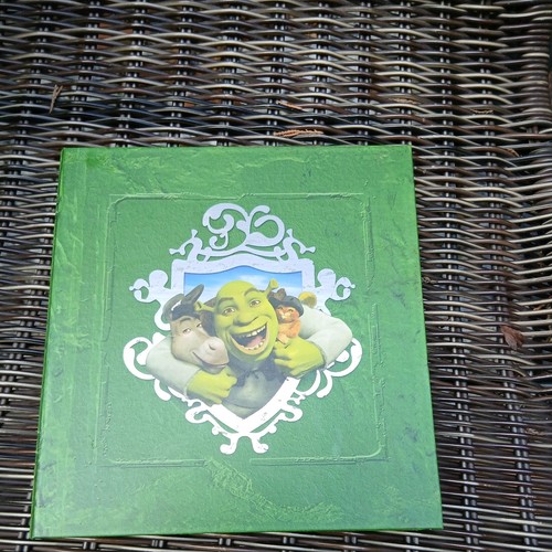 Shrek dreamworks medallion - shrek, 16